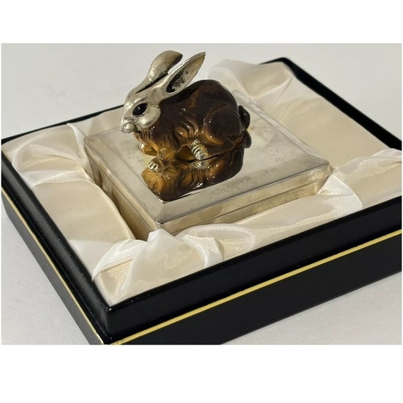 Vtg Silver Plated Velvet Lined Trinket Box w/ Brown Enameled Pewter Rabbit - Picture 8 of 8